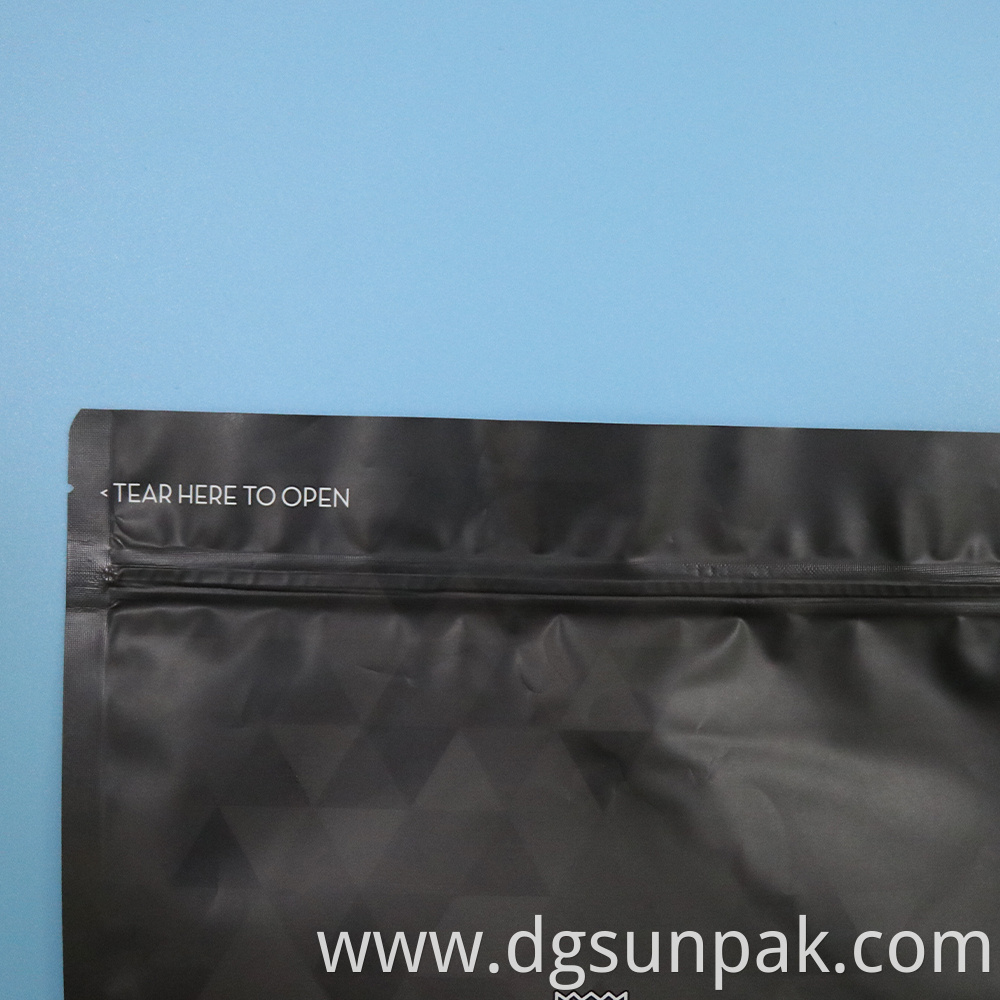 Customized black matte finish doypack bag ziplock plastic packaging bags for underwear panties packing